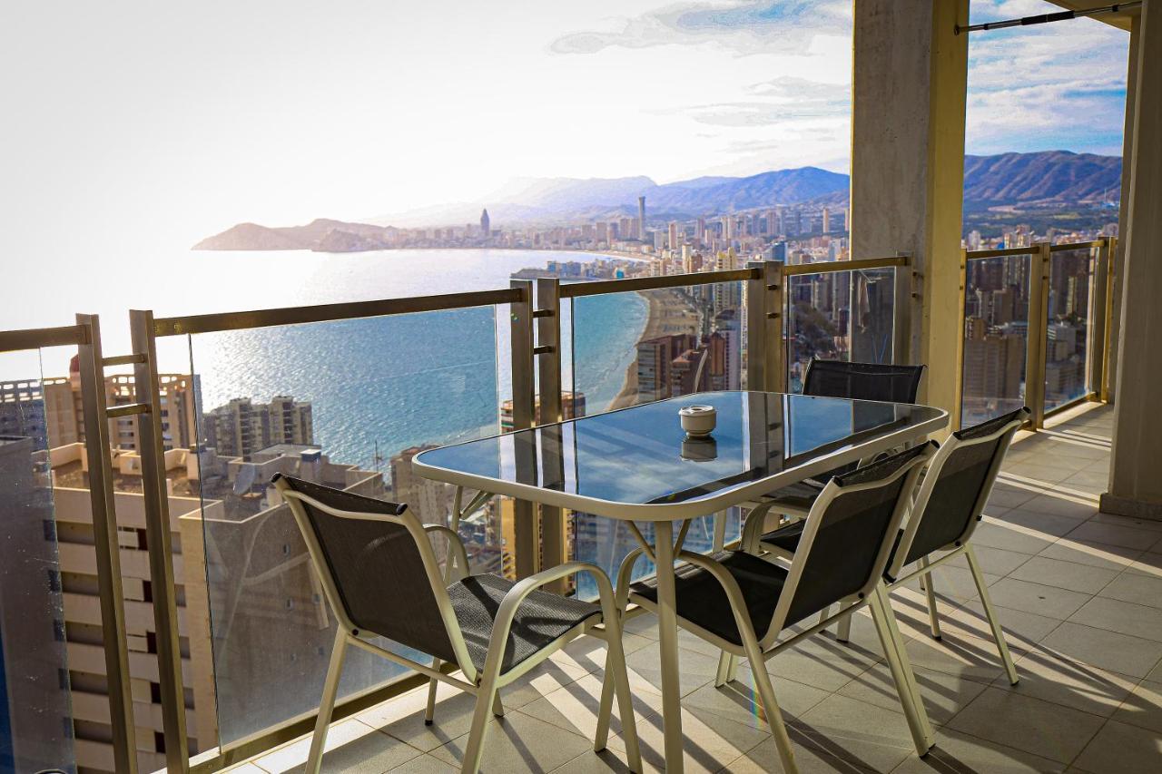 Mirador Del Mediterraneo Benidorm Buitenkant foto